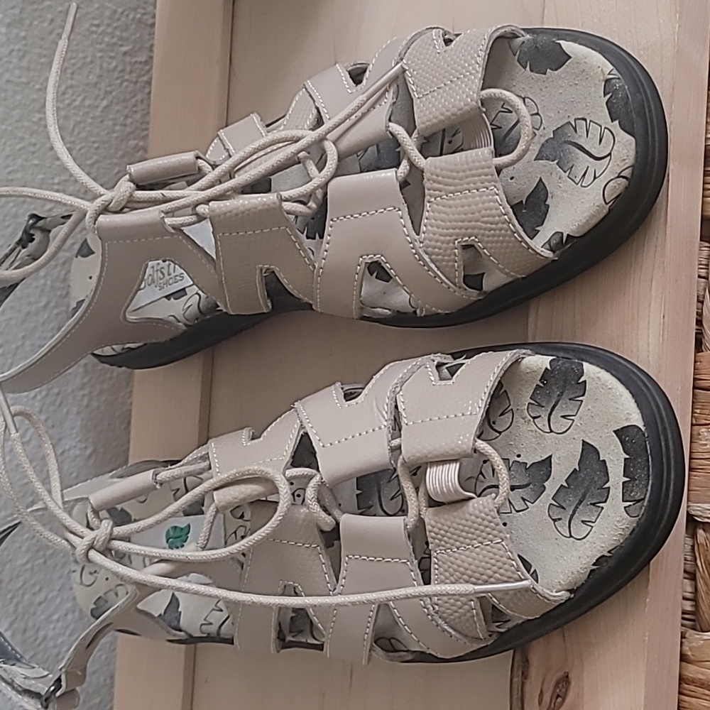 🌿 GOLFSTREAM  STRAPPY SANDALS 🌿 - Picture 3 of 12